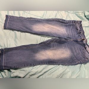 Maurice’s Size 22R